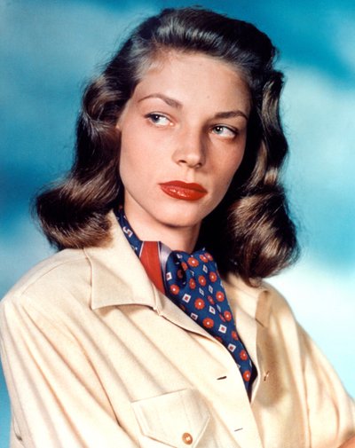 Huonekalut ja erilaiset esineet 1100- ja 1300-luvuilta tekijältä Mary Forster-Knight